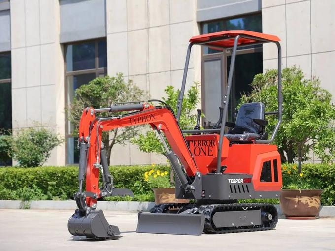 TYPHON TERROR ONE STORM Mini Excavator – 1 Ton Trench Digger with Canopy - Image 4