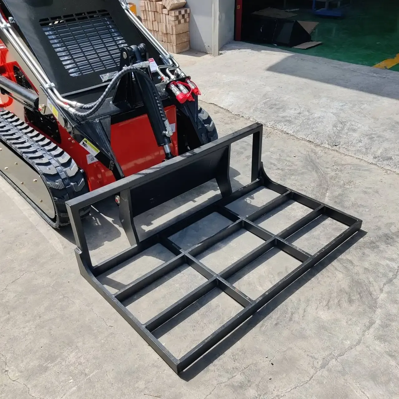 Skid Steer Loader Land Leveler Attachment USA - Image 2