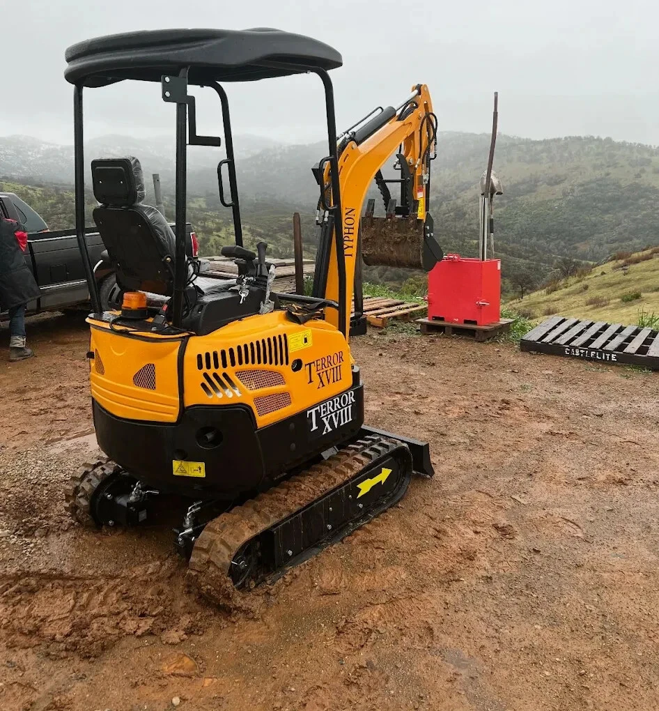 4,000 lbs Terror XVIII Mini Excavator, EPA Certified KUBOTA D902 Diesel Machine - Image 6