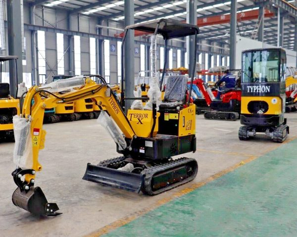 In USA Mini Excavator 1 Ton Digger 13.5hp Gas Tracked Crawler B&S EPA Engine - Image 8