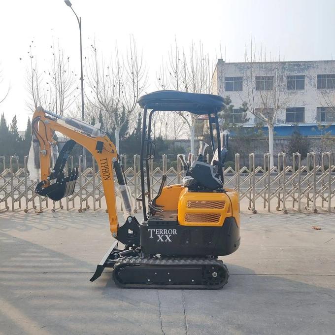 2025 4,000 lb TYPHON TERROR XX Mini Excavator Rubber Track with Kubota D902 Dies - Image 4