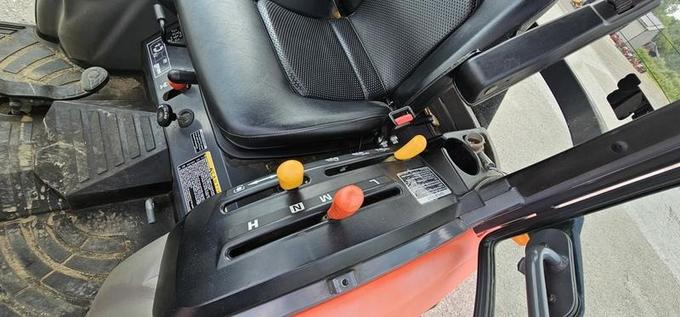 2018 Kubota B2650HSDC - Image 5