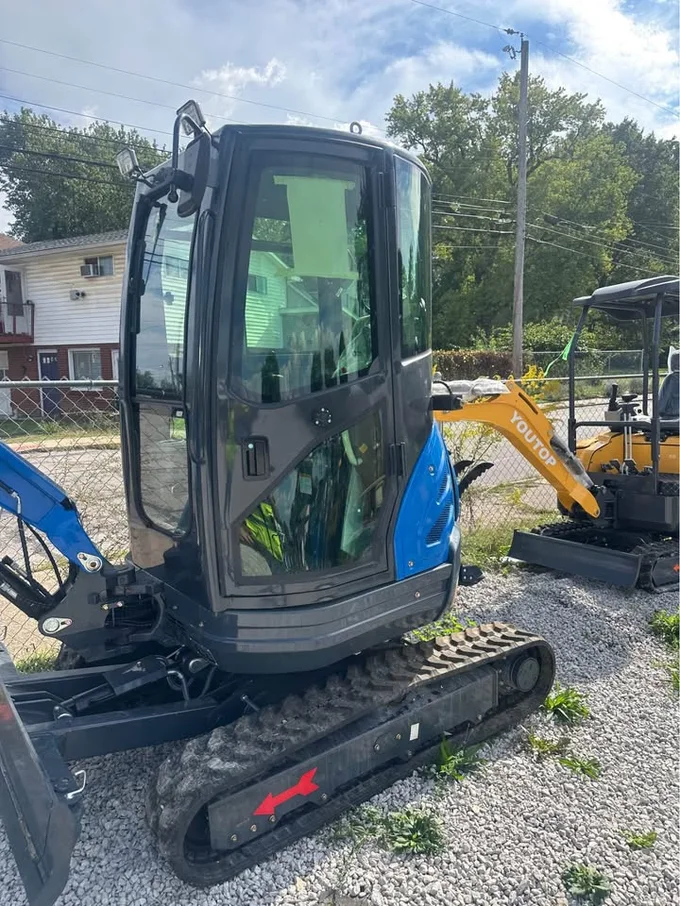 RIPPA R22 Mini Excavator 2.3 Ton with Kubota Engine + 12 FREE Attachments - Image 9